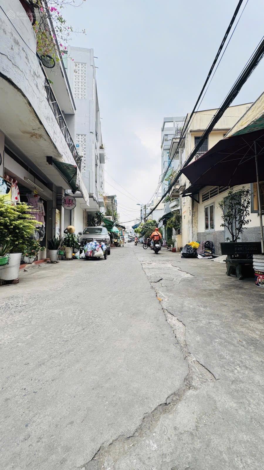 Nhà Mt hẻm xe hơi thông đối diện trường võ thị sáu gần chợ bà chiểu 50 m2 nở hậu tài lộc