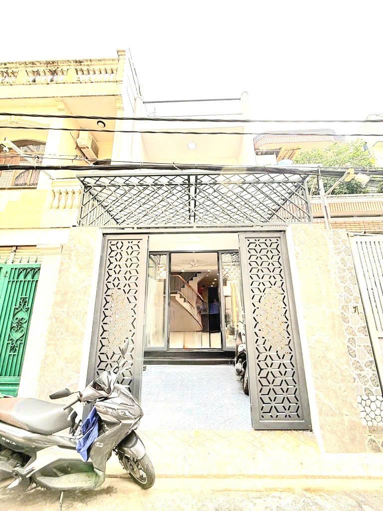 TÂN BÌNH - NGUYỄN HỒNG ĐÀO BÀU CÁT HXH ĐỖ CỬA 56m2 3 Tầng 3 PN NHỈNH 8 Tỷ TÂN BÌNH - NGUYỄN HỒNG ĐÀO BÀU CÁT HXH ĐỖ CỬA 56m2 3 Tầng 3 PN NHỈNH 8 Tỷ