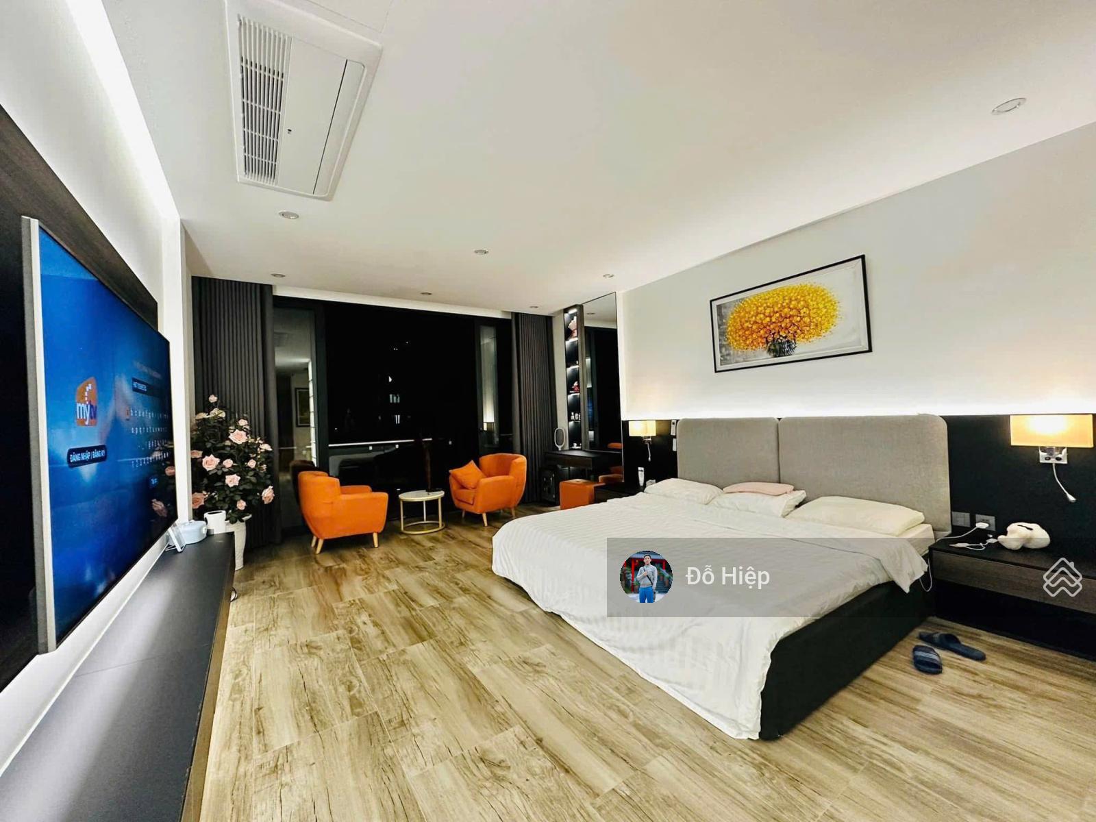 LIỀN KỀ NGUYỄN TUÂN 75m  VỪA Ở VỪA KINH DOANH