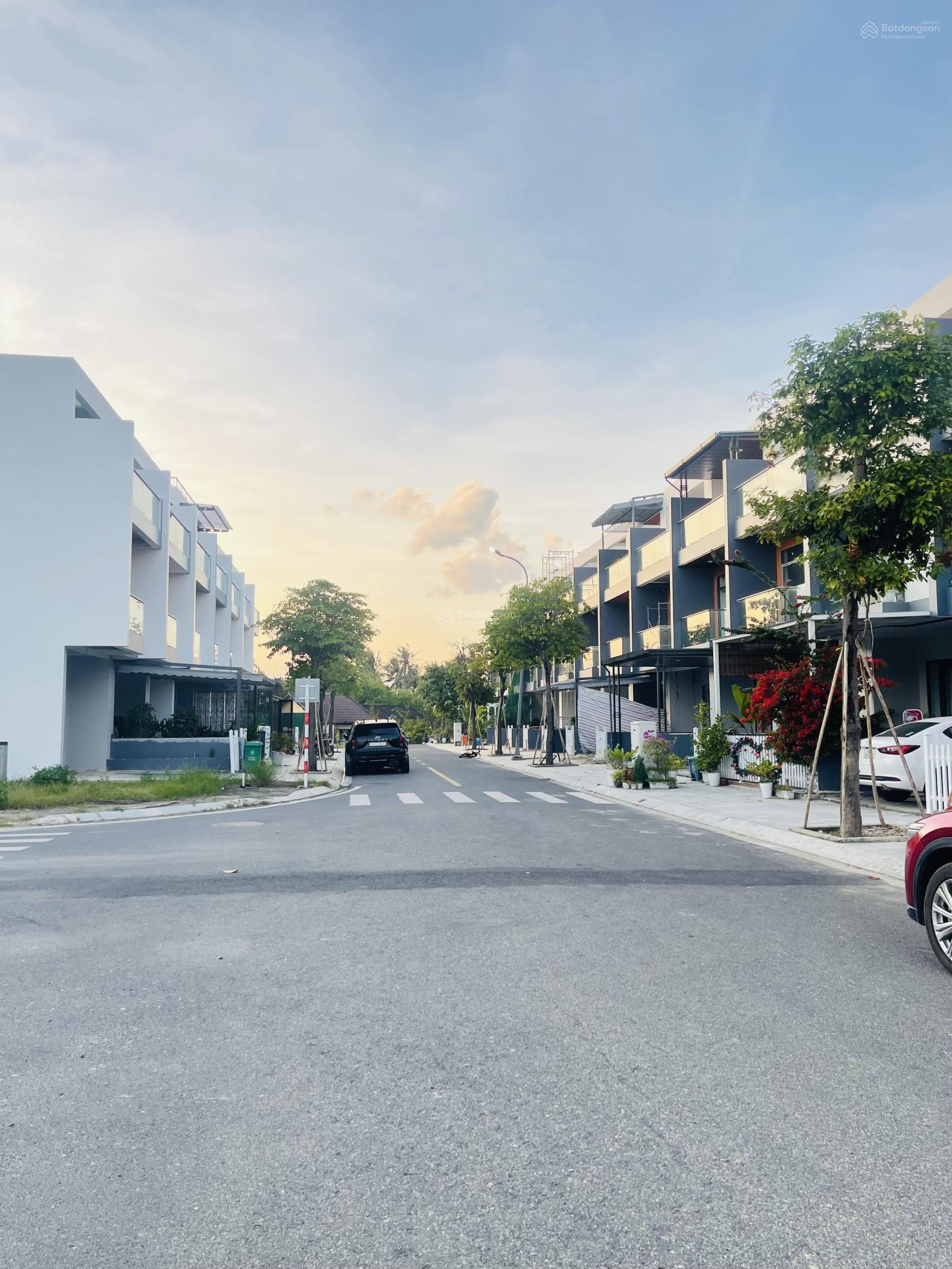 Nhà Thô Gói 8 Mỹ Gia, đường thông số 79, hướng Nam, Giá chỉ 6.8 tỷ(bao tất cả).