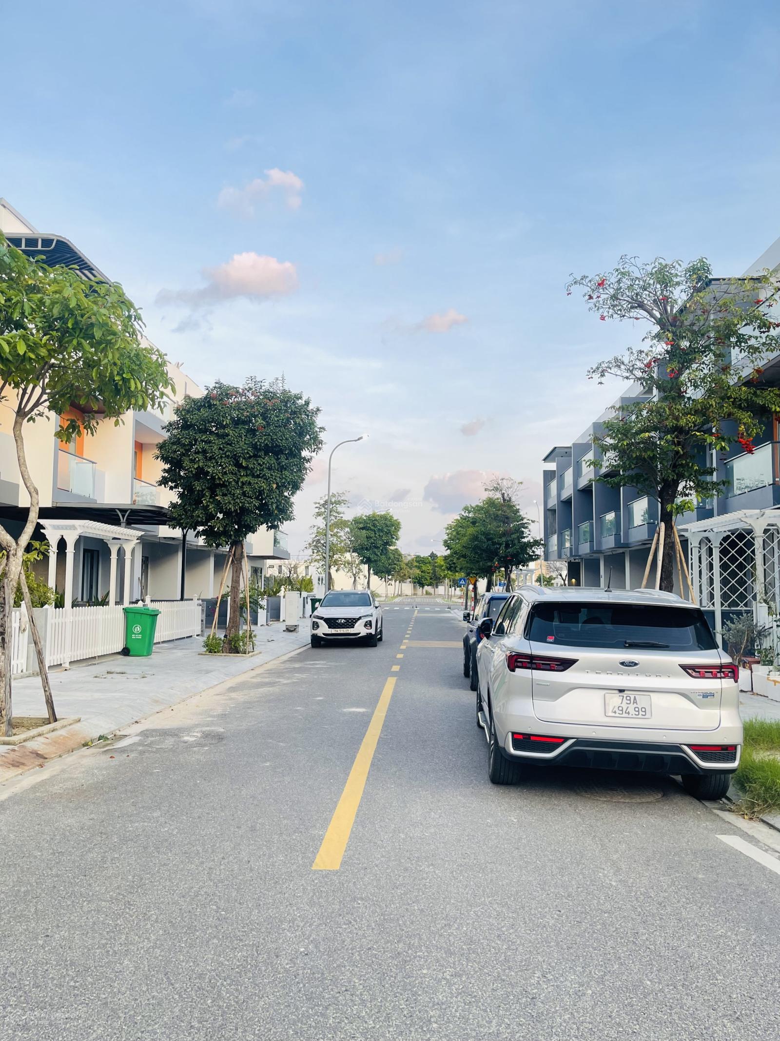 Nhà Thô Gói 8 Mỹ Gia, đường thông số 79, hướng Nam, Giá chỉ 6.8 tỷ(bao tất cả).