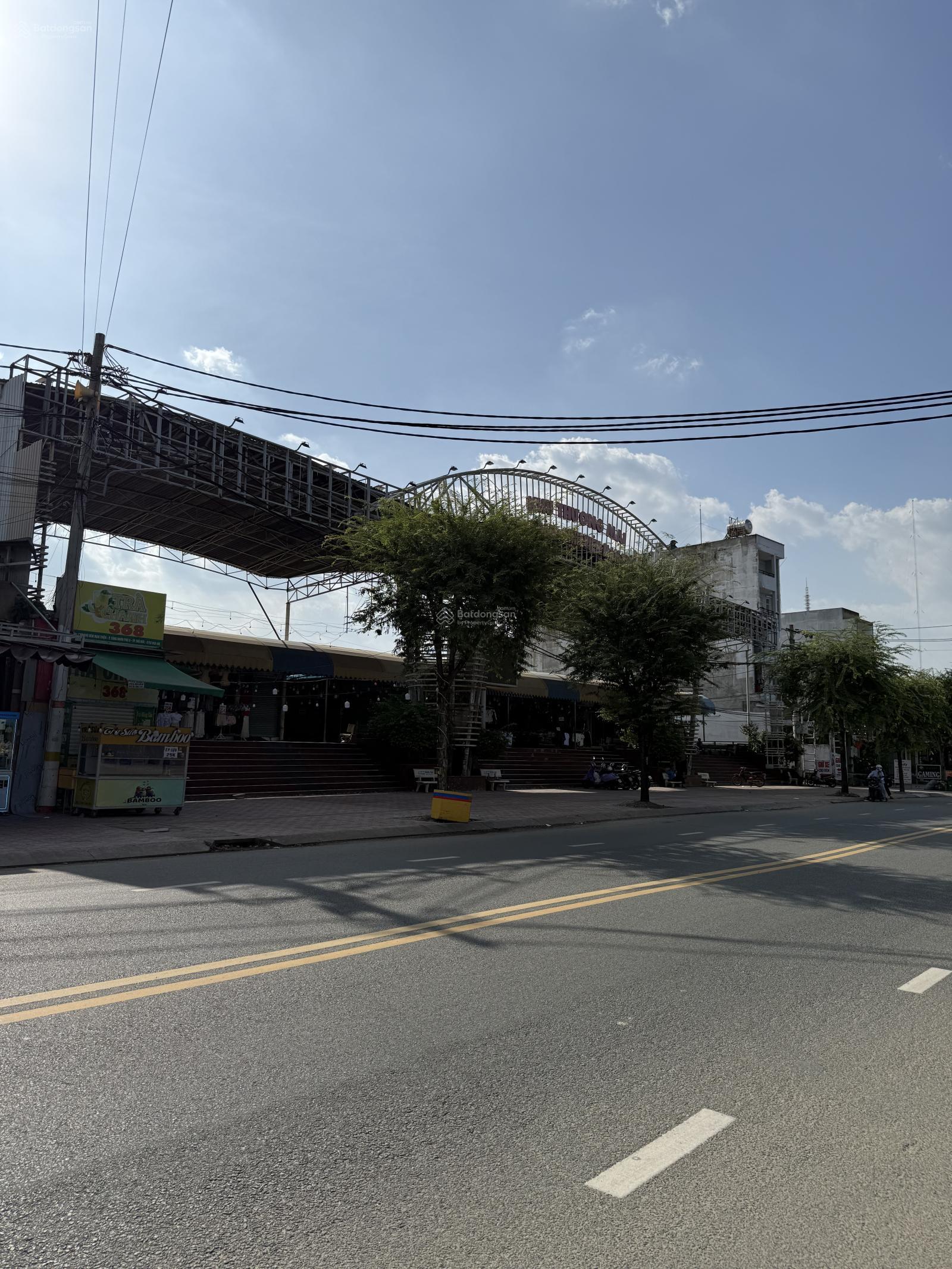 Nhà c4 Man Thiện đối diện chợ đêm, bán gấp, 16,2 tỷ, 120m2, Quận 9, TP.HCM Nhà c4 Man Thiện đối diện chợ đêm, bán gấp, 16,2 tỷ, 120m2, Quận 9, TP.HCM