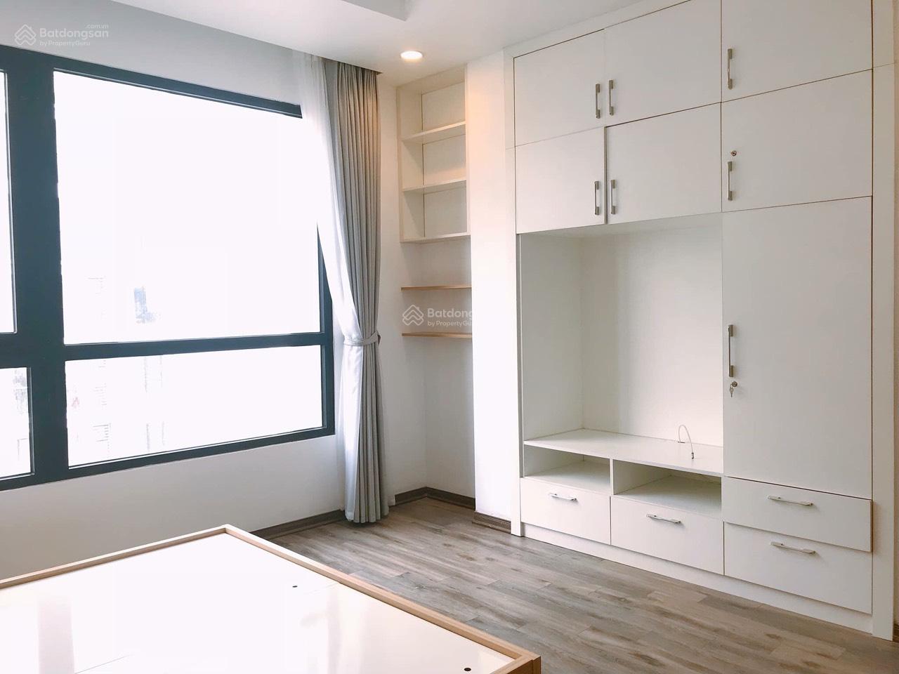 Bán căn hộ đẹp 82m2 - 2PN, 2WC, tại Vinhomes Times City, giá rẻ 8,7 tỷ. LH: 090179288