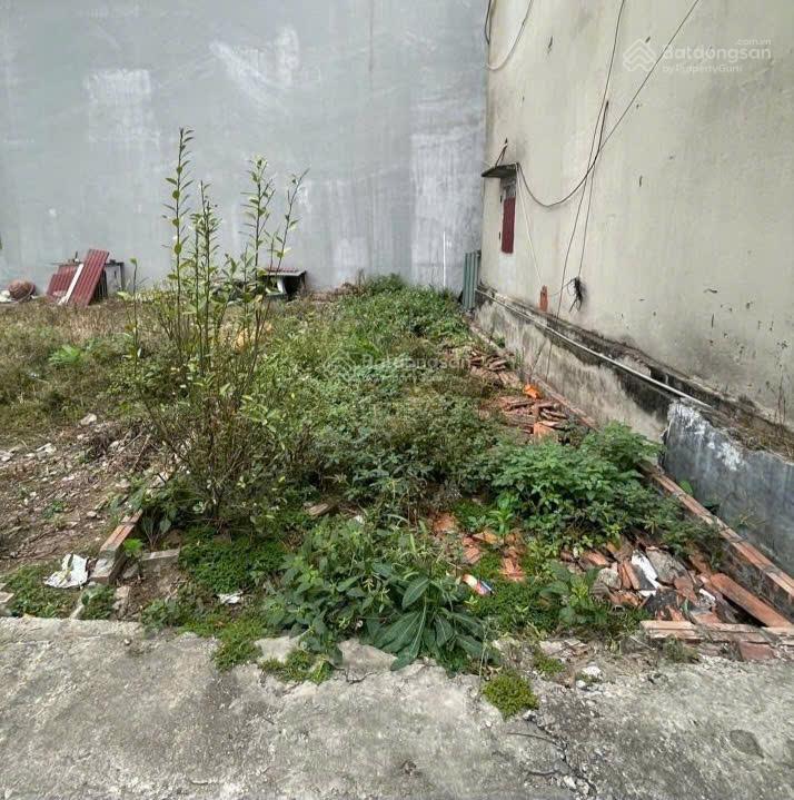 BÁN ĐẤT 42 m2, MT 3,5M, GIÁ 5,35 Tỷ,Ô TÔ ĐỖ CỬA, NGÕ NÔNG GẦN HỒ , LIÊN MẠC, BẮC TỪ LIÊM BÁN ĐẤT 42 m2, MT 3,5M, GIÁ 5,35 Tỷ,Ô TÔ ĐỖ CỬA, NGÕ NÔNG GẦN HỒ , LIÊN MẠC, BẮC TỪ LIÊM