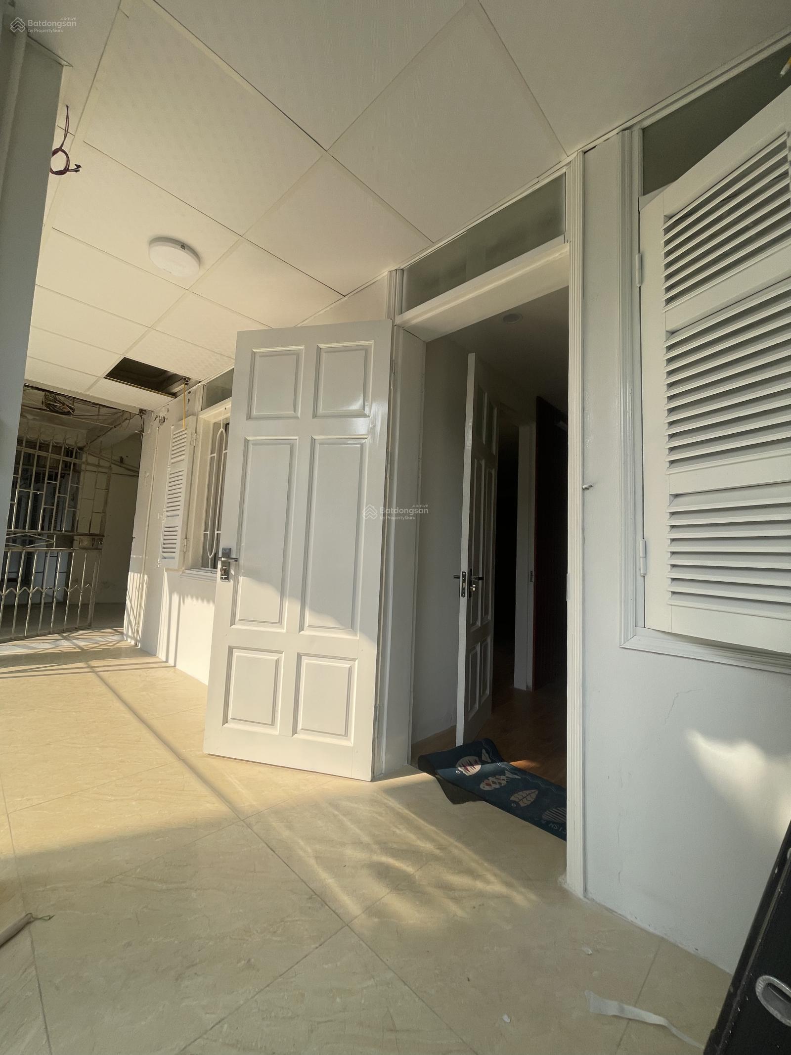 Tập thể phố Chùa Bộc | Mặt ngõ ô tô đỗ gần - 2PN - 2WC - Tầng thấp - 5ty25 Tập thể phố Chùa Bộc | Mặt ngõ ô tô đỗ gần - 2PN - 2WC - Tầng thấp - 5ty25