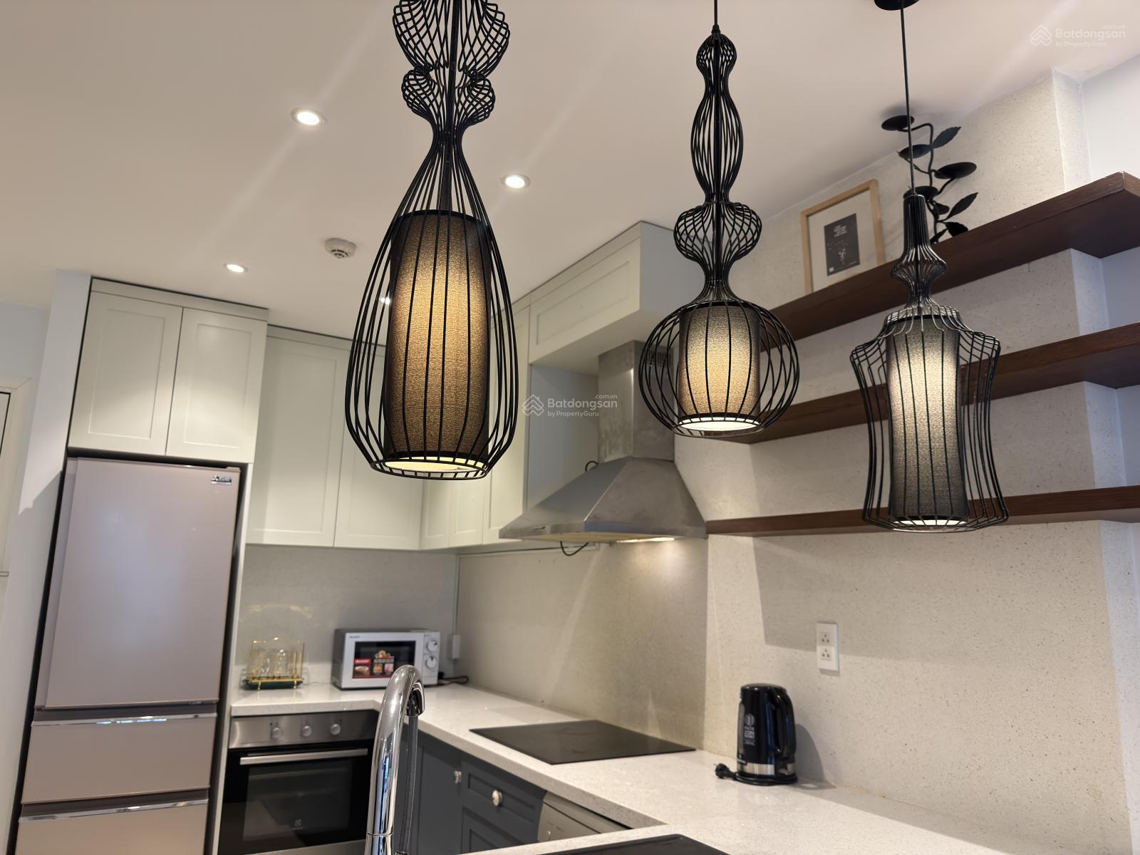 Bán CC The Gold View, Bến Vân Đồn, 8,2 tỷ, 81m2, 2PN, 2WC, nhà cực đẹp view cực chill