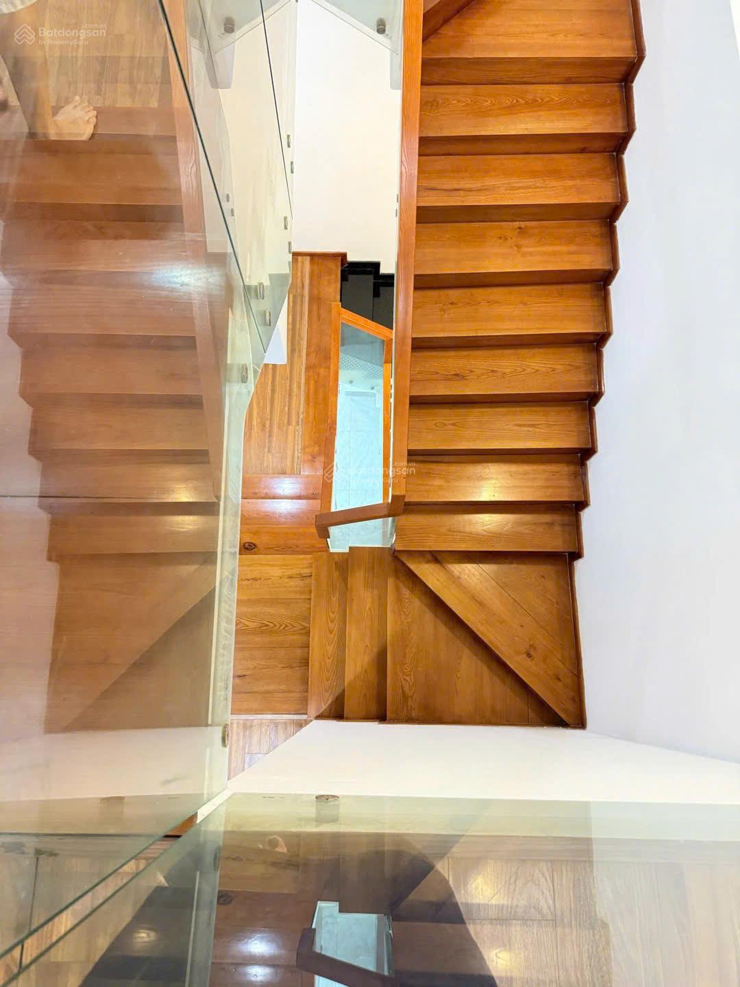 Bán nhà 3 tầng 3 mê 2 mặt thoáng 90m2 khu Nam Việt Á, chủ thiện chí bán, giá tốt nhất thị trường