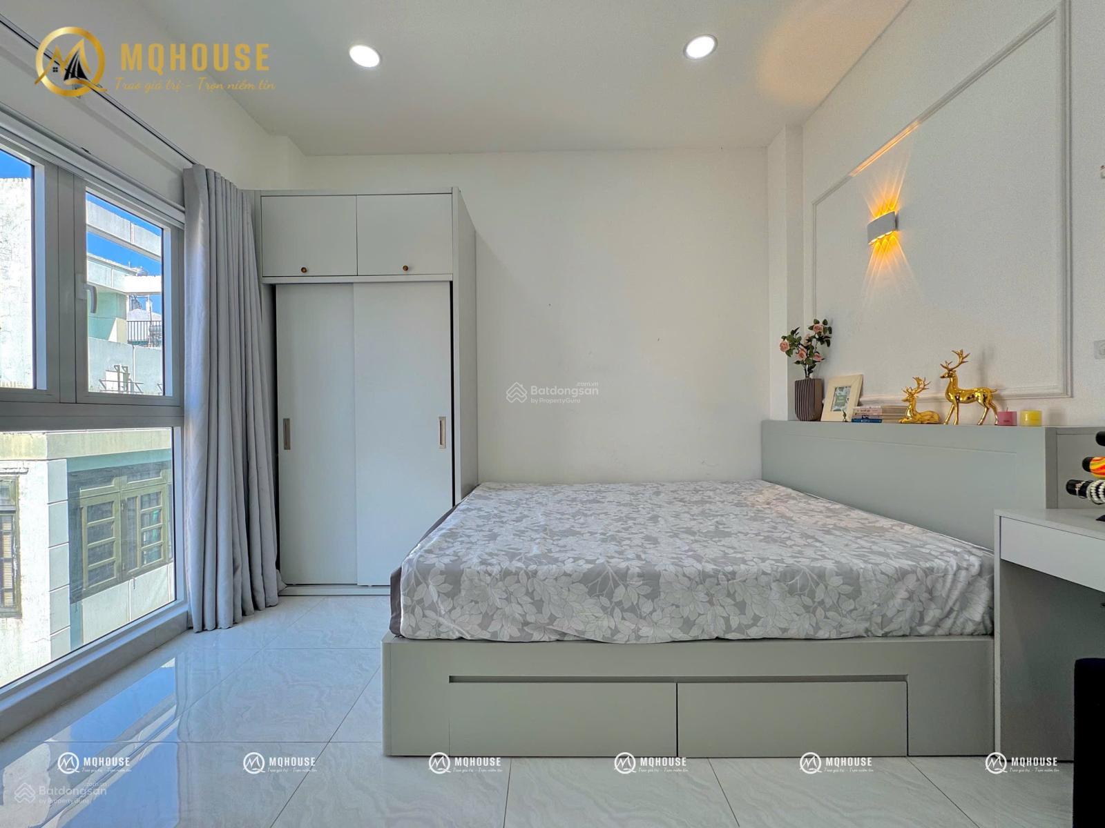 Cho thuê căn hộ ban công full NT xịn hgay Etown Cộng Hoà, Tân Bình - 0703 992 ***