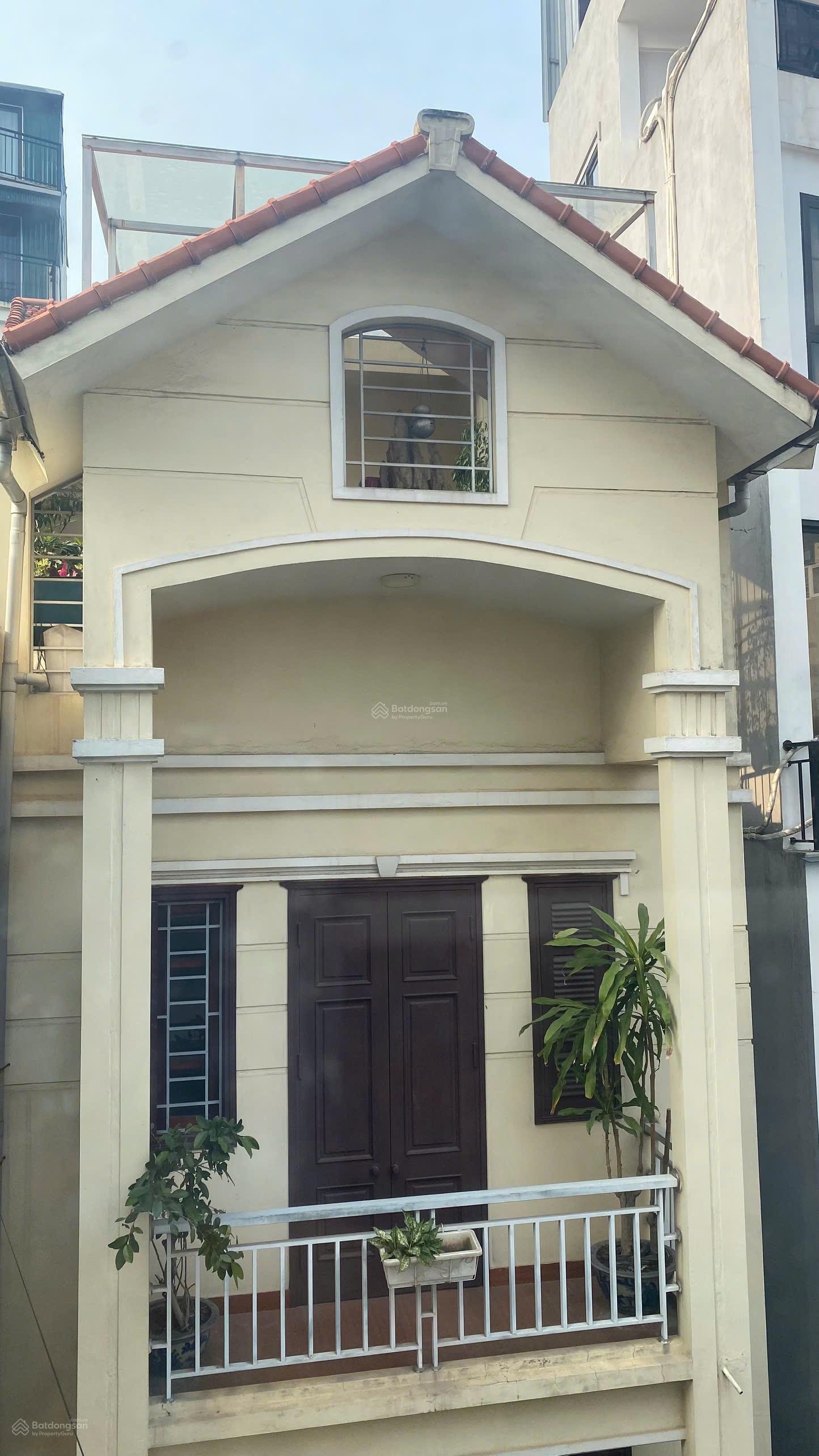 Bán đất kèm nhà khu phố Liễu Giai Ba Đình 110m2 - ô tô vào nhà - mặt tiền rộng - GPXD 9 tầng