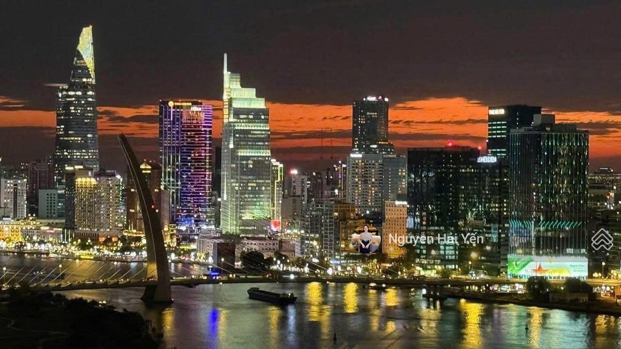 Hải Yến Nam Minh Land - bán căn hộ Sunwah Pearl 2 phòng ngủ tòa WH.10, tầng cao, full kính, cực đẹp Hải Yến Nam Minh Land - bán căn hộ Sunwah Pearl 2 phòng ngủ tòa WH.10, tầng cao, full kính, cực đẹp