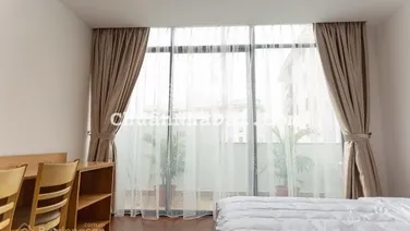 Chung cư 1 ngủ 1 khách tại Cầu Giấy, gần FPT, Duy Tân, 50m2, có ban công máy giặt riêng , giá rẻ