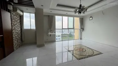 Căn góc view sông nhìn Phú Mỹ Hưng 4.86tỷ, decore cơ bản 102m2 (3 phòng ngủ + 2WC) nhận nhà ở ngay