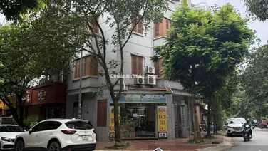 Bán Nhà Liền Kề Làng Việt Kiều Châu Âu Kinh Doanh View Công Viên Cạnh Hồ Điều Hòa 80m 24.5 Tỷ