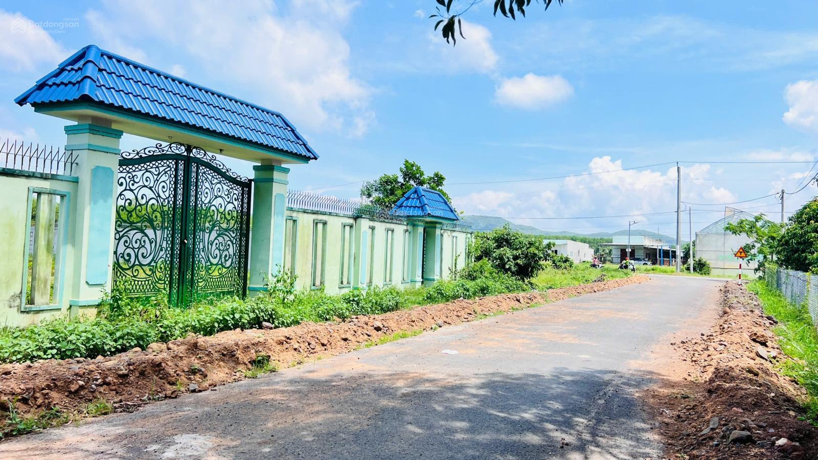 Chủ lại hạ giá lô đất đẹp xây tường rào kiên cố giảm nửa tỷ rùi. Đất ven biển Phước Hải - BRVT