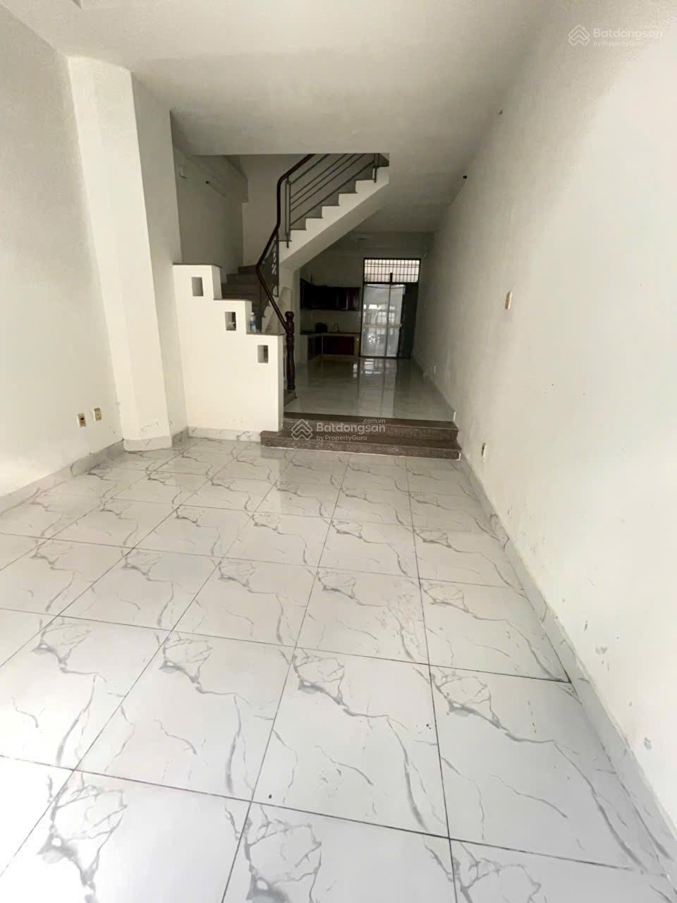 HẺM 10M LƯƠNG THẾ VINH GIÁP ĐẦM SEN CHÍNH CHỦ CHO THUÊ [4M x 16M] 3 Lầu - 4PN - 4WC