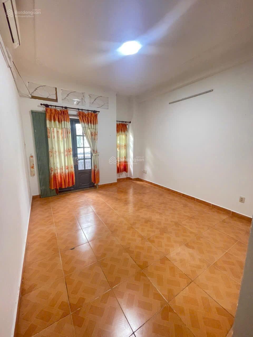 HẺM 10M LƯƠNG THẾ VINH GIÁP ĐẦM SEN CHÍNH CHỦ CHO THUÊ [4M x 16M] 3 Lầu - 4PN - 4WC