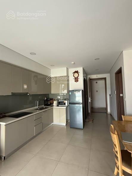 Chủ cho thuê gấp 2pn2wc view sông và quận 1 giá chỉ 11 triệu trống sẵn vào liền. Lh 0981 795 ***