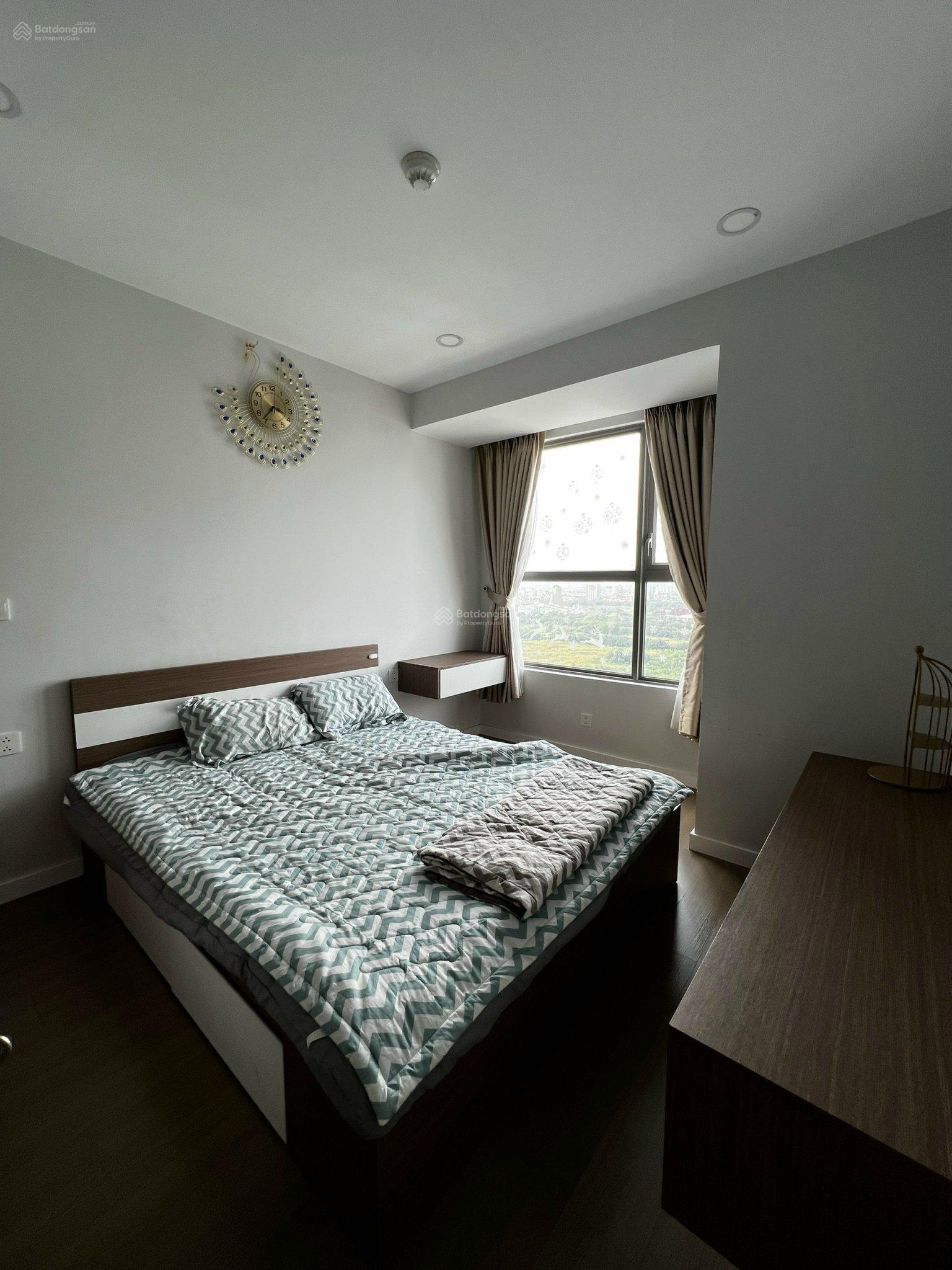 Chủ cho thuê gấp 2pn2wc view sông và quận 1 giá chỉ 11 triệu trống sẵn vào liền. Lh 0981 795 ***