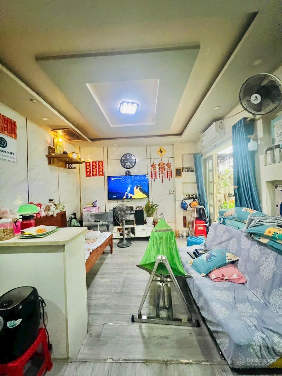 Bán nhà MTNB Độc Lập 6 x 19m đúc 3 tấm giá 18,8 tỷ