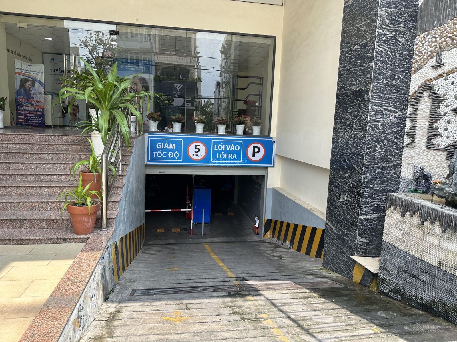 Bán tòa nhà góc 2MT đường Phạm Văn Bạch - Tân Bình - DT: 8,2 x 26m(202m2) - Hầm 7 tầng giá 35 tỷ