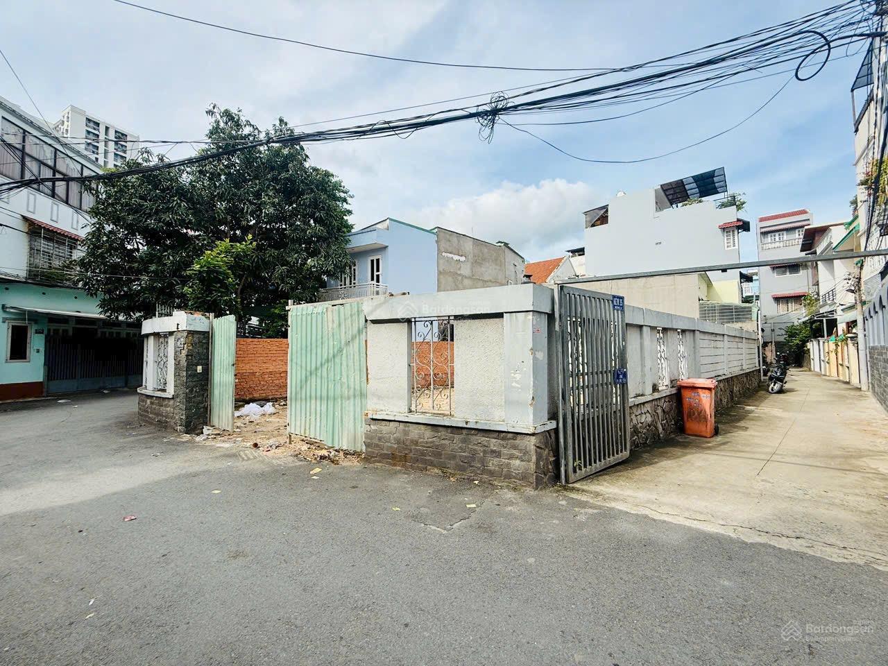 Cần bán 2 lô đất mt đường 14 ra Nguyễn duy trinh và lê văn thịnh phường bình trưng Tây Q2 cũ. Cần bán 2 lô đất mt đường 14 ra Nguyễn duy trinh và lê văn thịnh phường bình trưng Tây Q2 cũ.