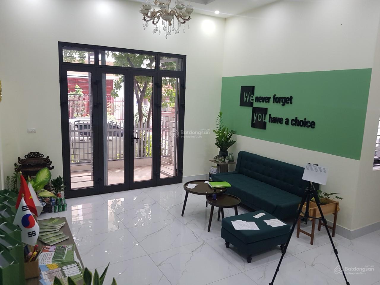 View Hồ!! Phân lô, ôtô tránh, kinh doanh, 2 mặt thoáng, Phố Chùa Láng, DT 58m2 x 5T, MT 5m