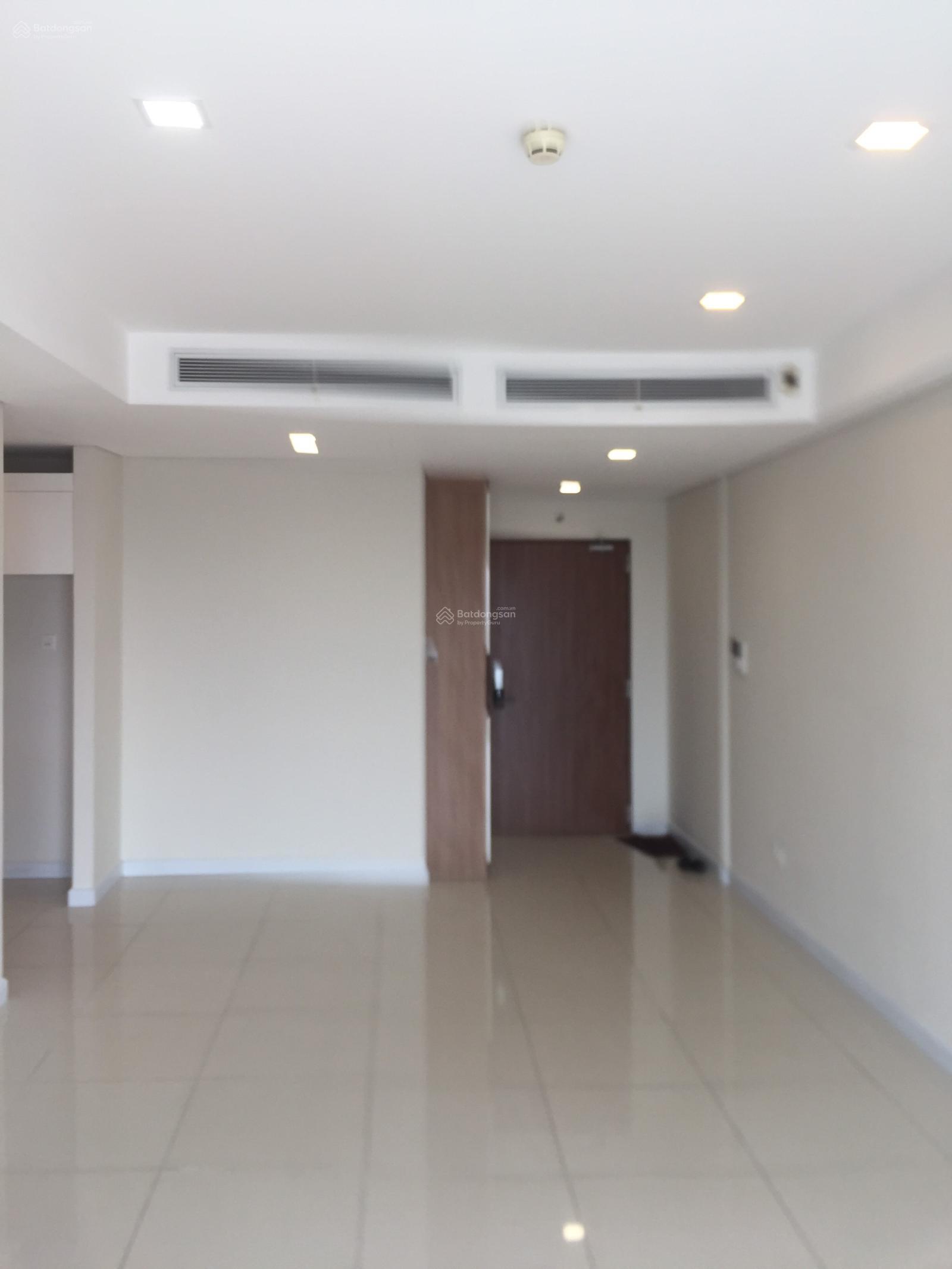 Cho thuê căn hộ Rivera Park, Đồng Tiến, 1PN, view thoáng, giá 9.9 triệu. LL: 0933 722 ***