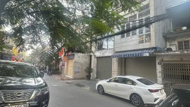 Chỉ hơn 7 tỷ sở hữu ngay căn nhà mặt đường Miếu Hai Xã 4 tầng kinh doanh buôn bán sầm uất