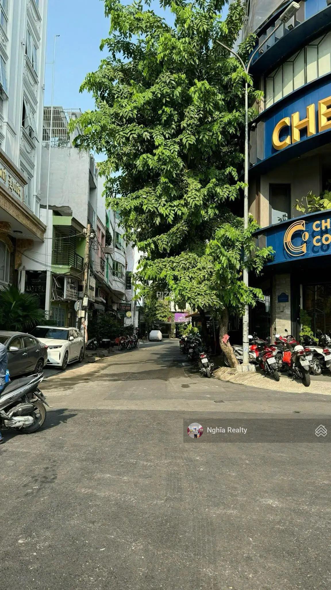 Kết Cấu Và Vị Trí Vàng !!! MT Hoa Hồng P Cầu Kiệu | DT: 4x16m - 5 Tầng HDT 45tr/th. Chỉ Nhỉnh 22 tỷ