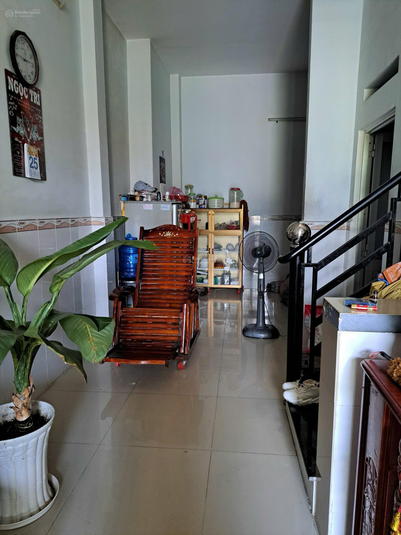 KẸT TIỀN GIA CHỦ BÁN LỖ CĂN TRỆT NHÀ TRỆT LẦU 50M2 NGAY CẠNH BỆNH VIỆN ĐA KHOA BÌNH CHÁNH