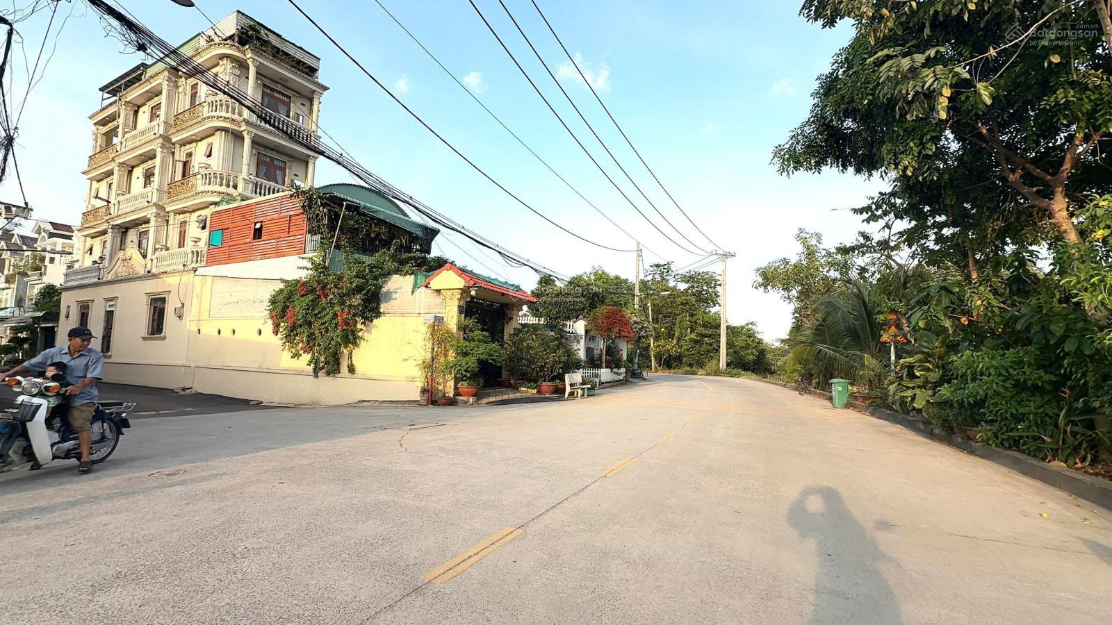 Đất mặt tiền TL37 có view sông, khu vip thoáng mát