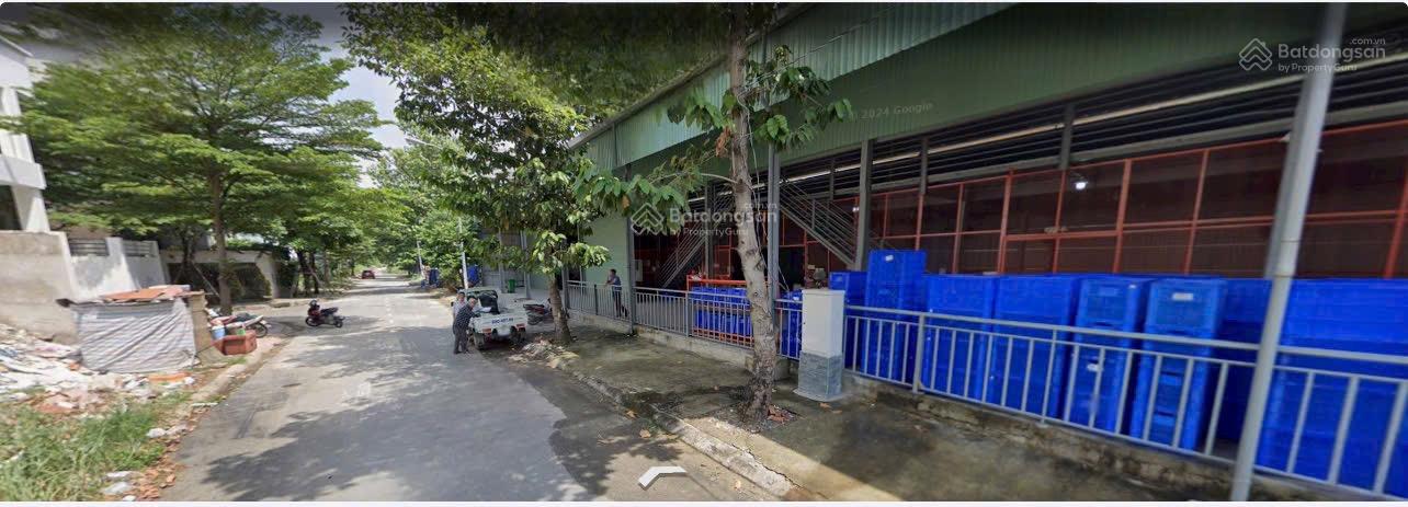 Kho hiếm tại Quận 2. DT 967m2. 125tr/th (TL). Đường xe tải lớn. Làm kho hàng, gara xe, logistic Kho hiếm tại Quận 2. DT 967m2. 125tr/th (TL). Đường xe tải lớn. Làm kho hàng, gara xe, logistic