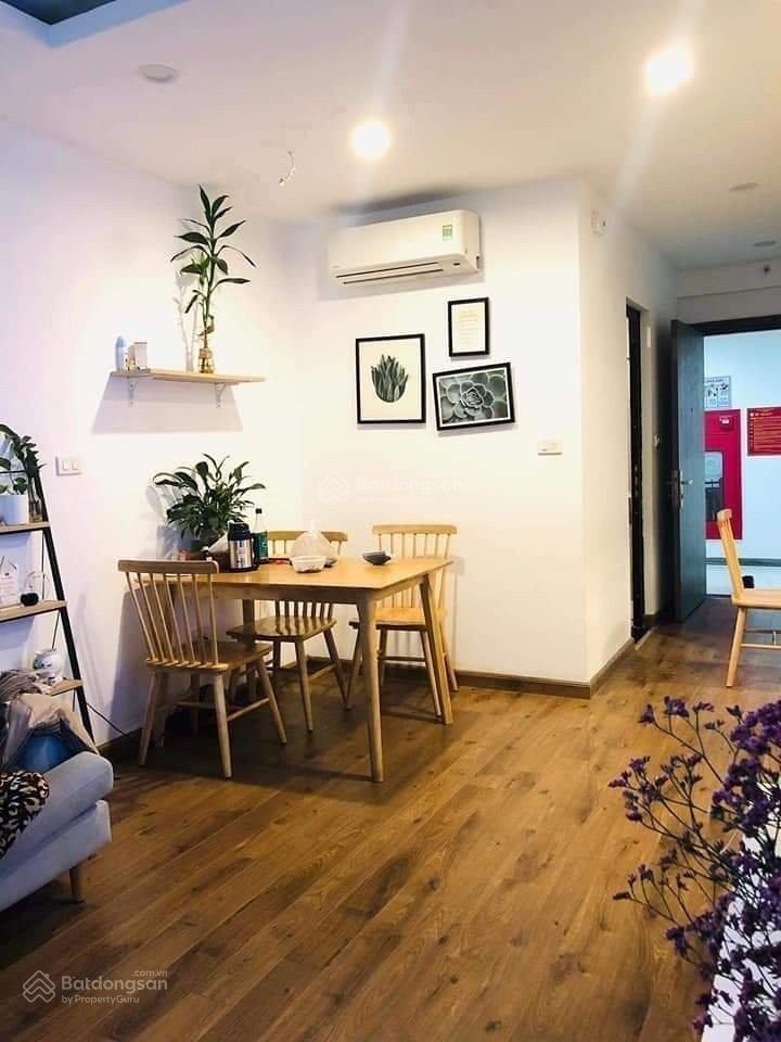 Chính chủ bán căn hộ 56m2 tại chung cư HUD3, số 60 Nguyễn Đức Cảnh. Giá 4,85 tỷ. Liên hệ 0913 812 ***