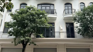 Chủ nhà ngộp bank bán gấp. Giá cực rẻ Sao Biển DT 67,5m2