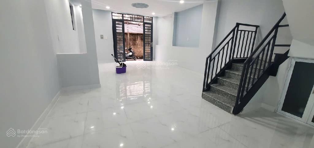 MTKD ngang rộng 4,8m Lê Thị Bạch Cát 58m² 2PN Phú Thọ Quận 11 7.5 tỷ