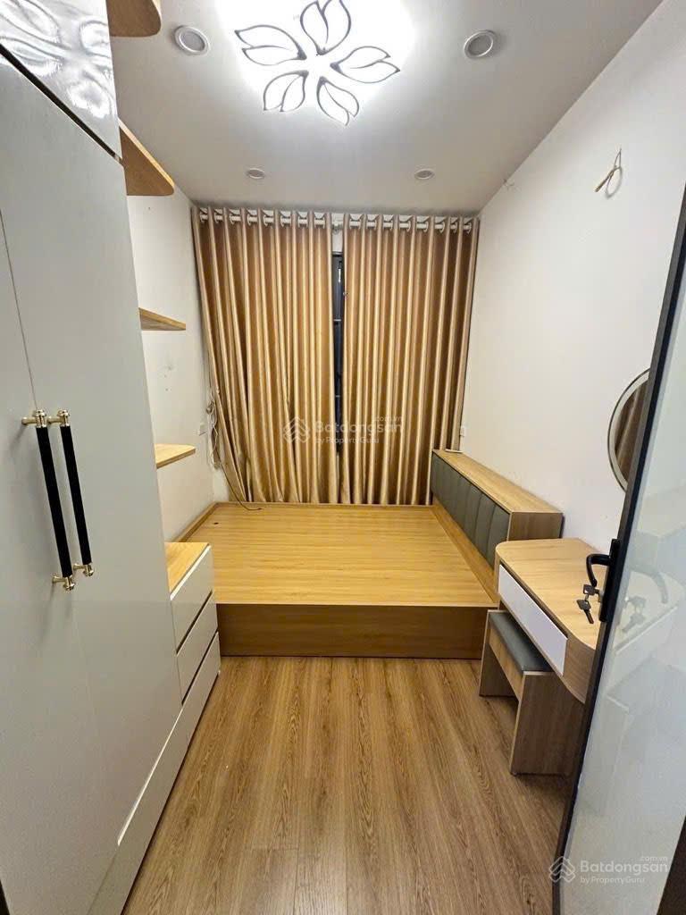 Chị gái nhờ bán căn nhà phố Thanh Nhàn - Bùi Ngọc Dương - Hồng Mai - 16m2 - nhỉnh 2 tỷ Chị gái nhờ bán căn nhà phố Thanh Nhàn - Bùi Ngọc Dương - Hồng Mai - 16m2 - nhỉnh 2 tỷ