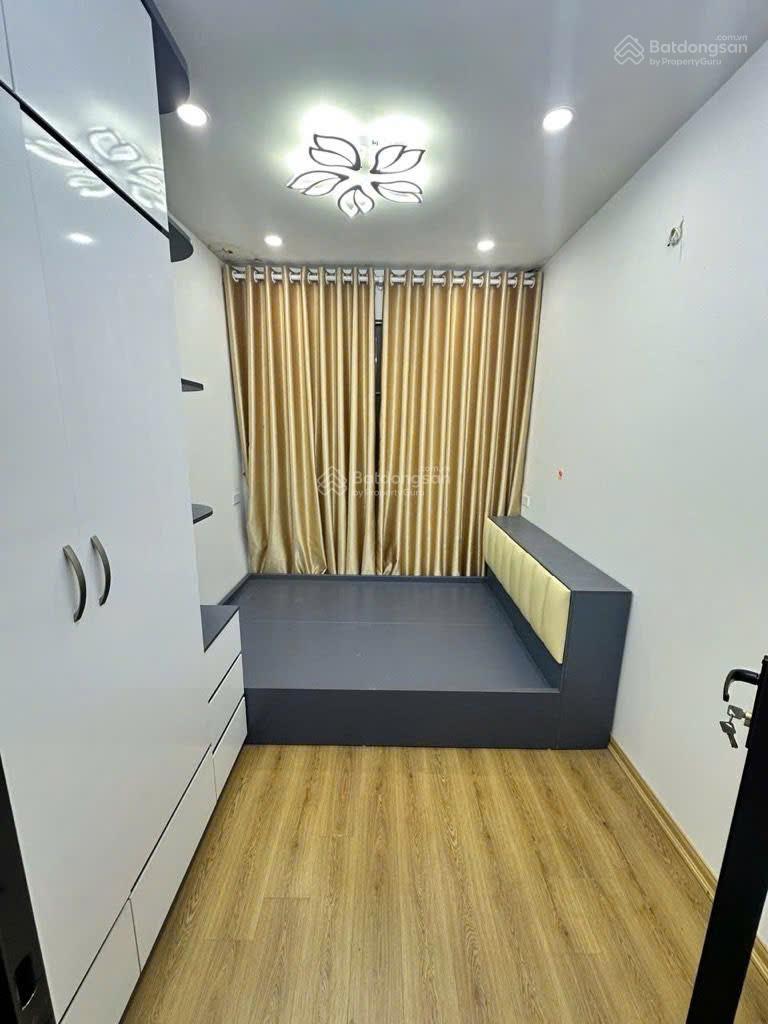 Chị gái nhờ bán căn nhà phố Thanh Nhàn - Bùi Ngọc Dương - Hồng Mai - 16m2 - nhỉnh 2 tỷ Chị gái nhờ bán căn nhà phố Thanh Nhàn - Bùi Ngọc Dương - Hồng Mai - 16m2 - nhỉnh 2 tỷ