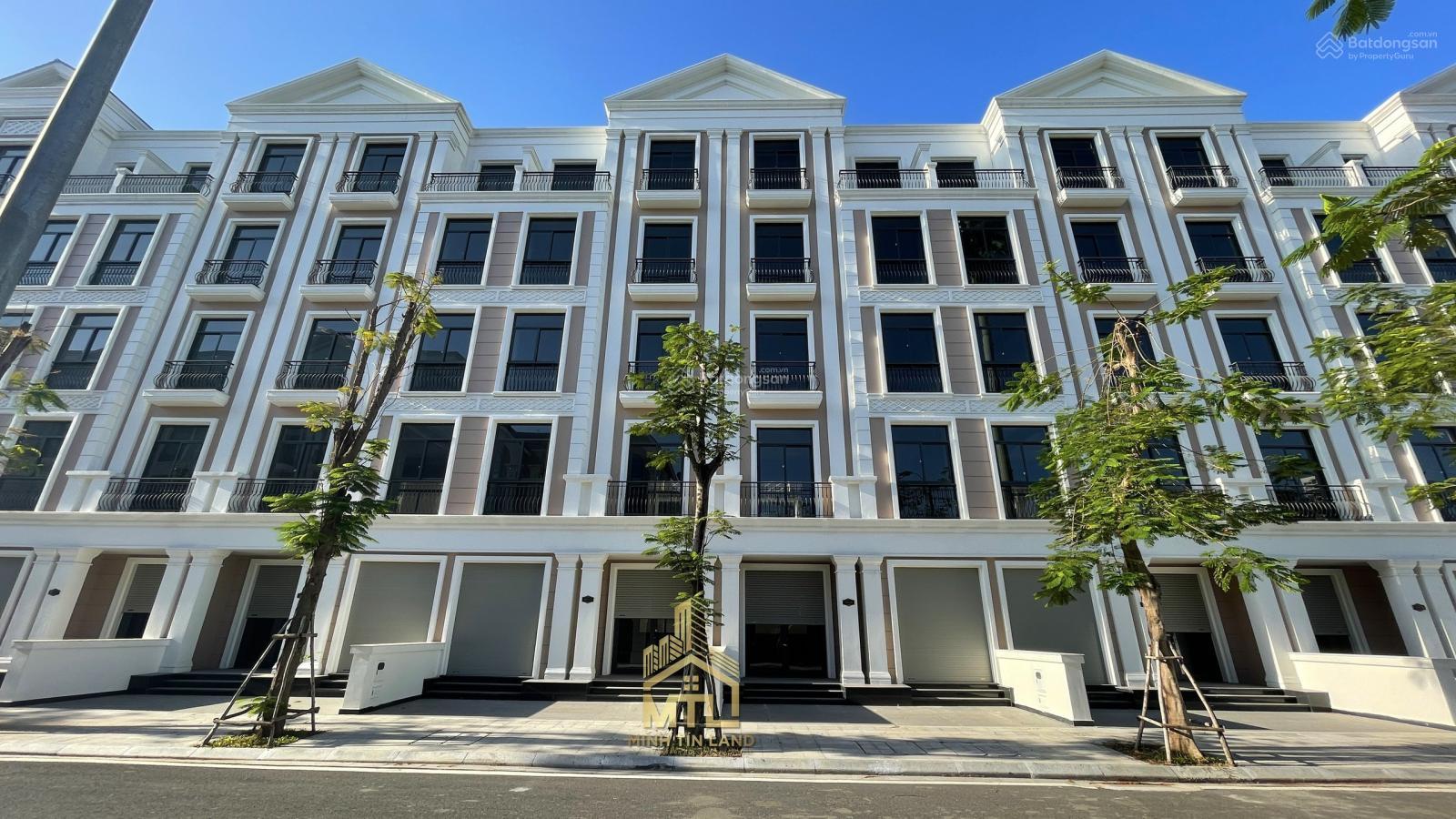 Cho thuê nhà phố liền kề loại TMDV 450m2 sàn. Có sẵn thang máy, máy lạnh tại Vinhomes Grand Park Cho thuê nhà phố liền kề loại TMDV 450m2 sàn. Có sẵn thang máy, máy lạnh tại Vinhomes Grand Park