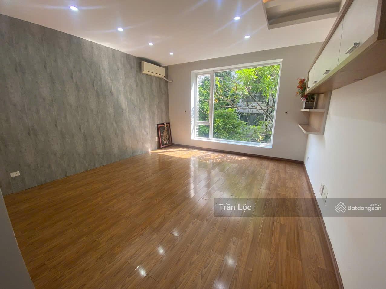 Chính chủ cần bán căn biệt thự 200m2 phố Bùi Xuân Phái, Mỹ Đình, Nam Từ Liêm.