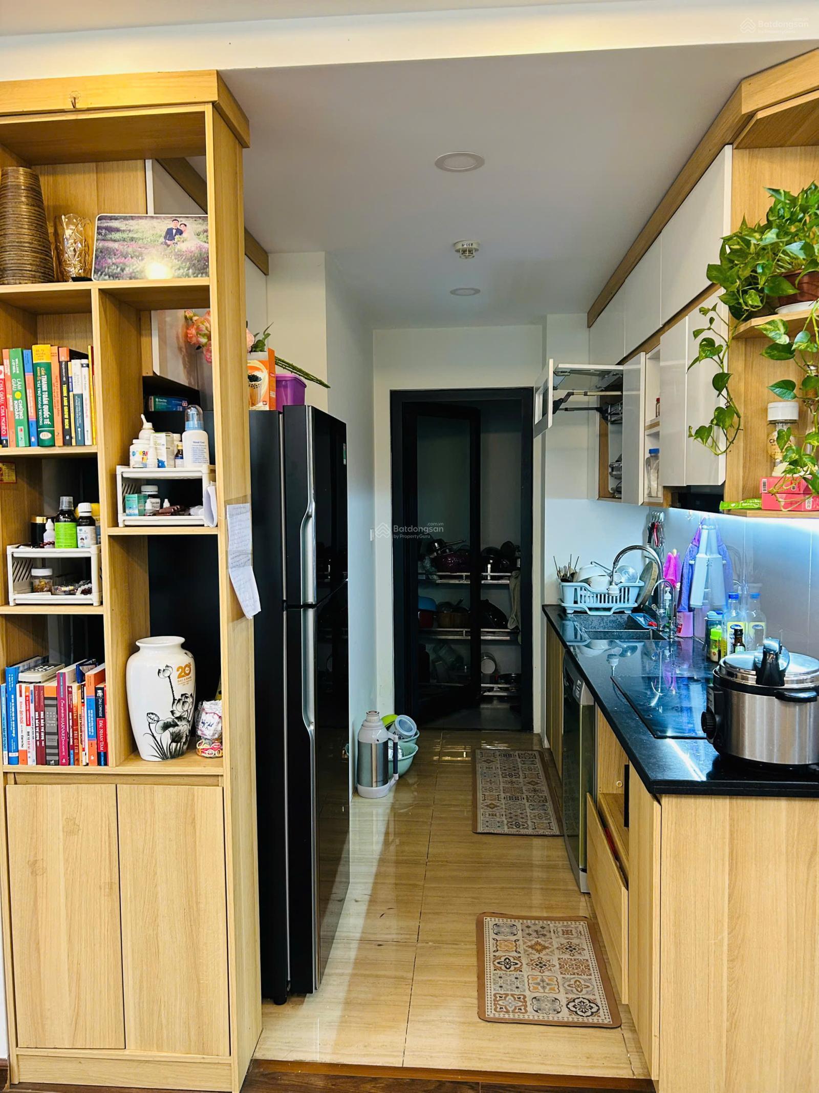 Chung cu Five Star: Chính chủ cần bán căn 2PN 67,1m2, Ban công hướng Nam rất mát mẽ Chung cu Five Star: Chính chủ cần bán căn 2PN 67,1m2, Ban công hướng Nam rất mát mẽ