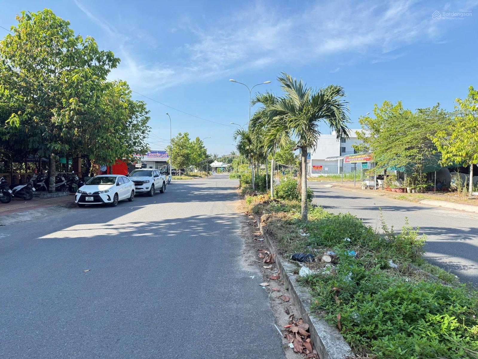 NỀN MẶT TIỀN ĐƯỜNG BÙI QUANG TRINH TRỤC CHÍNH KHU DÂN CƯ PHÚ AN THÔNG QUA CHỢ 586 GIÁ GD CHÍNH CHỦ