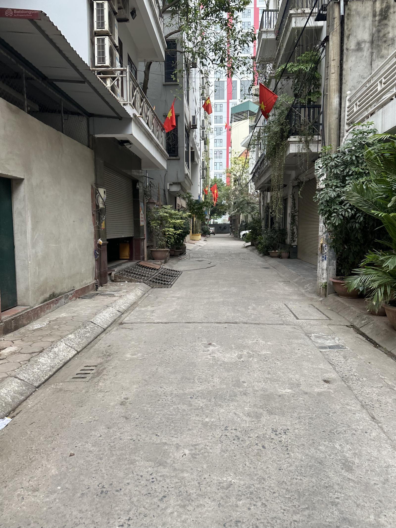 Bán gấp căn phân lô Duy Tân - Ngõ Ô tô tránh - Kinh doanh - 2 mặt tiền - DT80m2 - nhỉnh 40 tỷ