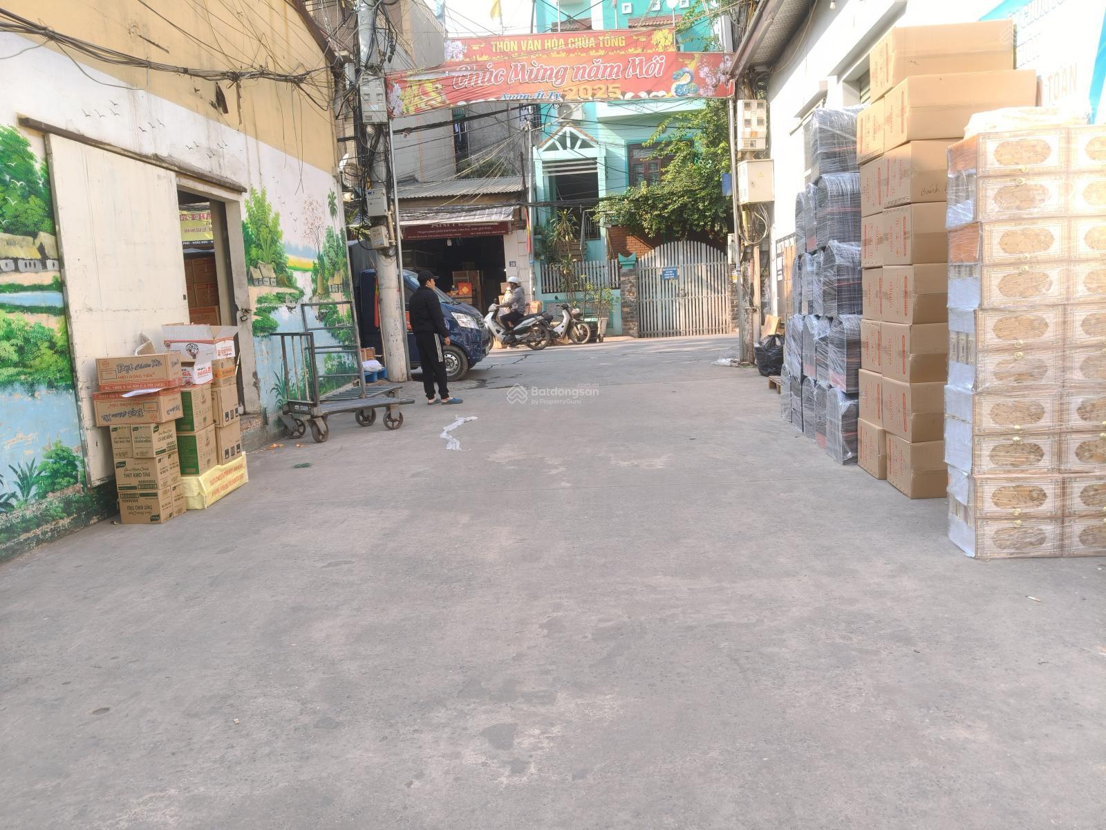 Bán gấp đất Yên Lũng, An Khánh; DT 60m2. Mt 4,2m. Ba bước ra đường ô tô tránh. Xây ở, căn hộ đỉnh