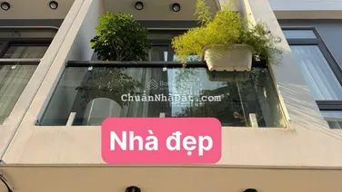 CẦN BÁN NHÀ THẠCH BÀN LONG BIÊN HÀ NỘI.