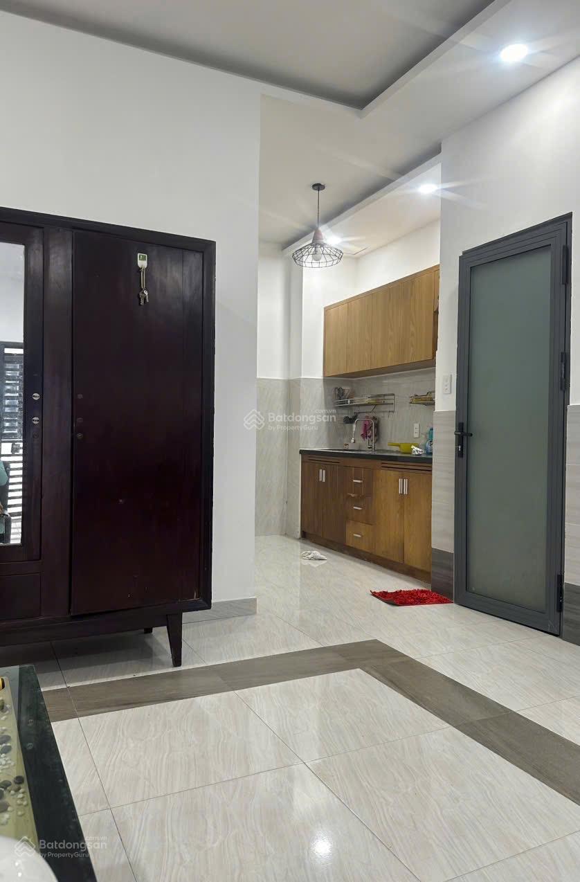 Nhà mới đẹp - Nguyễn Khuyến - 5x10m - trệt lầu - 3PN 2WC - 16 triệu TL - Hằng 0906 656 *** xem nhà