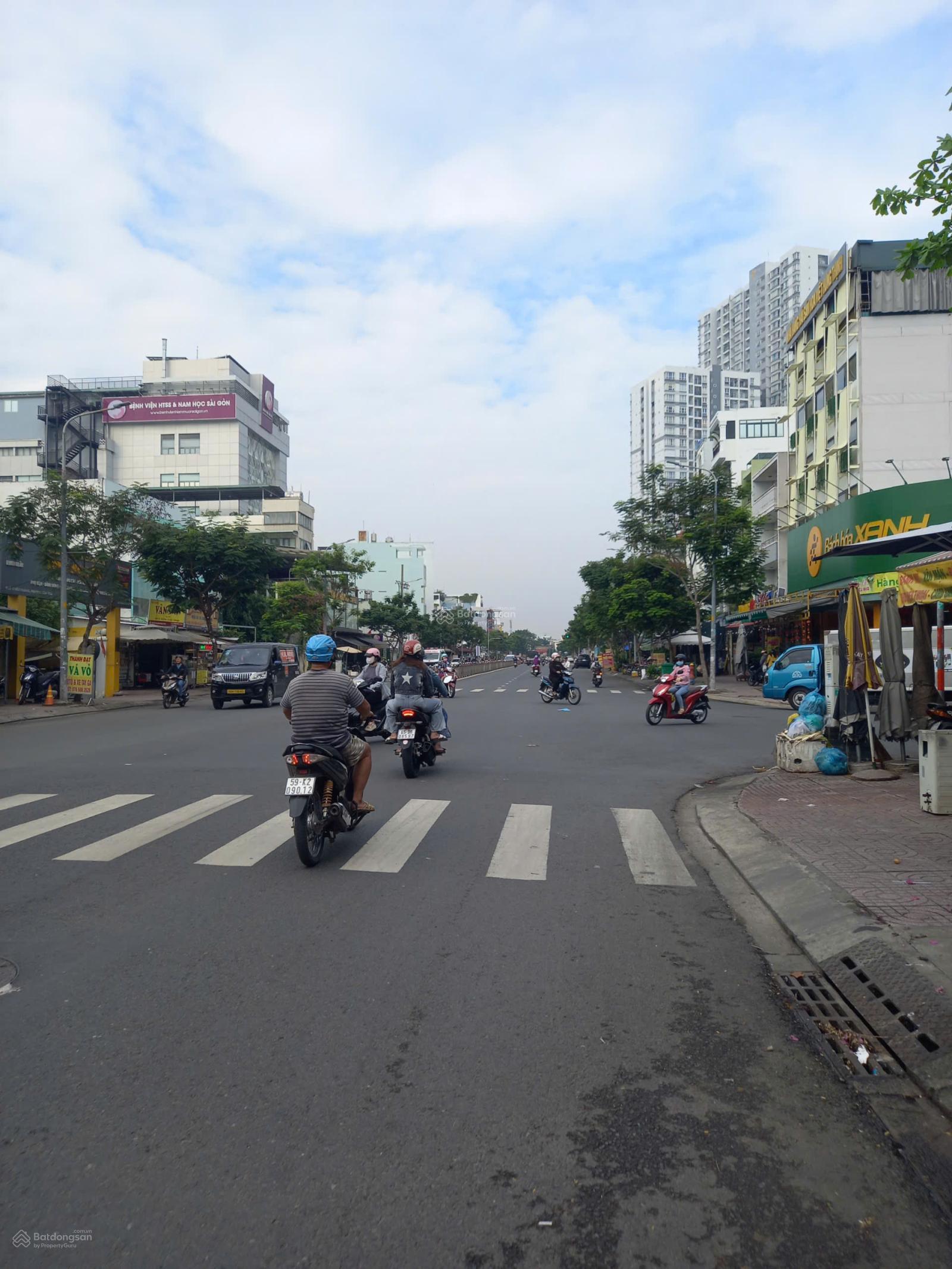 Mặt tiền Lý Chiêu Hoàng, P10, Q6, giá 17.9 tỷ