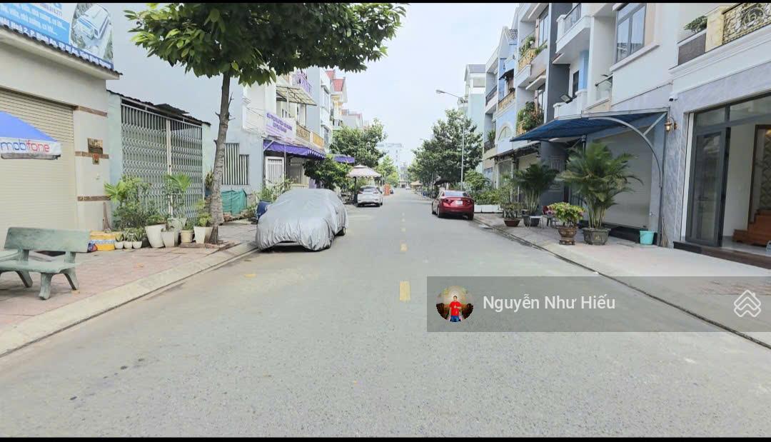 Bán nhà KDC Phú Hồng Thịnh 6 gần đường Quốc Lộ 1K, P. Bình An, TP. Dĩ An