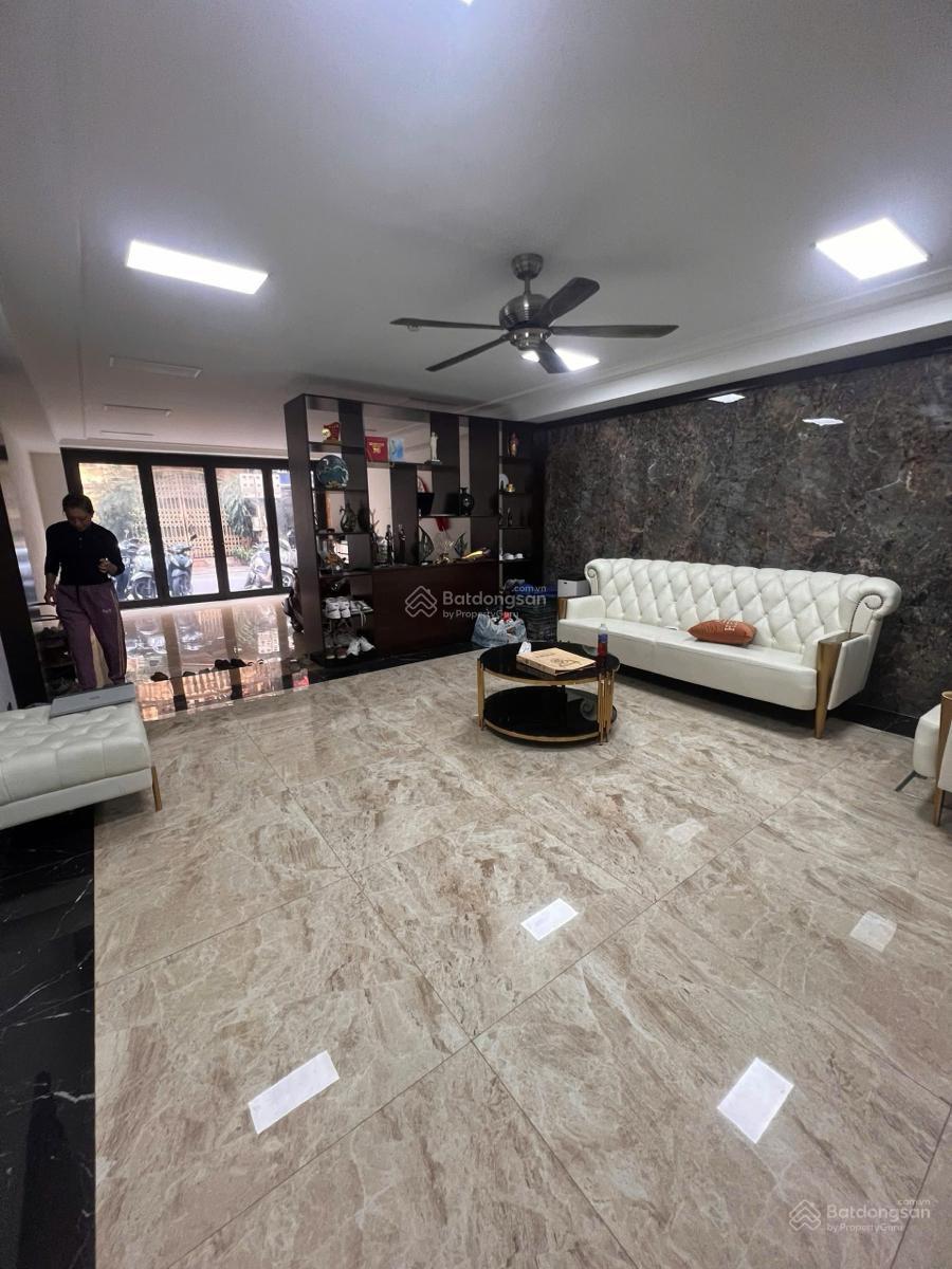 PHÂN LÔ TRUNG KÍNH - TÒA VĂN PHÒNG - VỪA Ở VỪA CÓ TIỀN