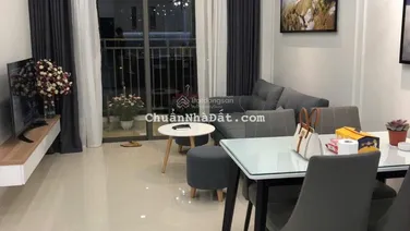 Trống sẵn 2 phòng ngủ view thành phố, Nội thất hiện đại, giá 19 triệu, tại The Sun Avenue