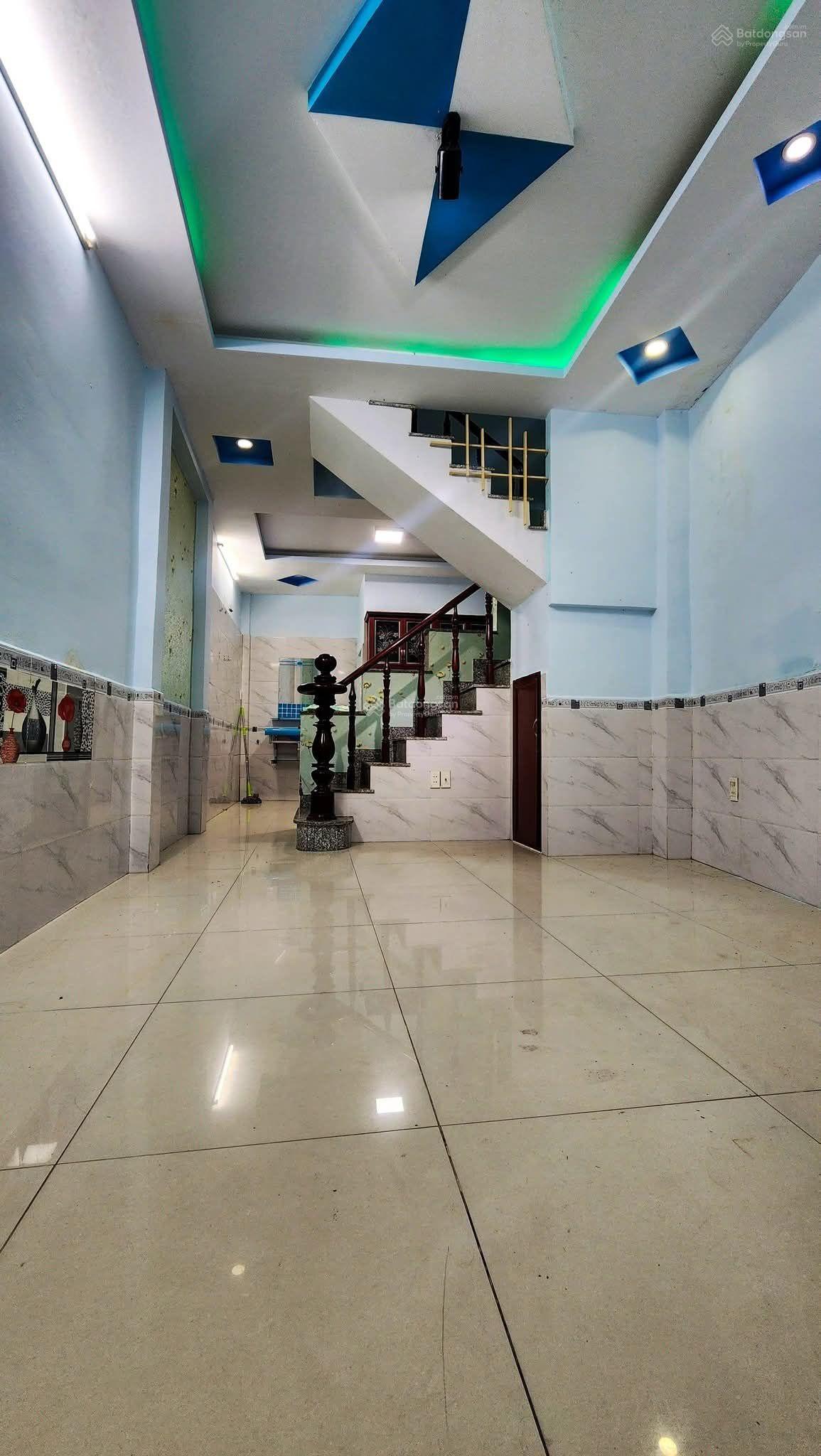 Bán nhà Trương Công Định P14 Tân Bình - hẻm xe hơi - 40.2m2 nở hậu tài lộc - chỉ 3.65 tỷ